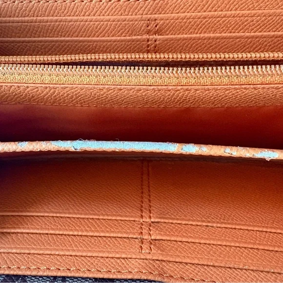 Coach Zip Wallet - Picture 11 of 11
